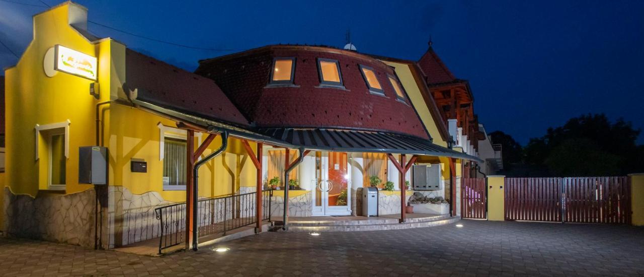 Margareta Apartman Es Ueduelohaz Bogács Εξωτερικό φωτογραφία